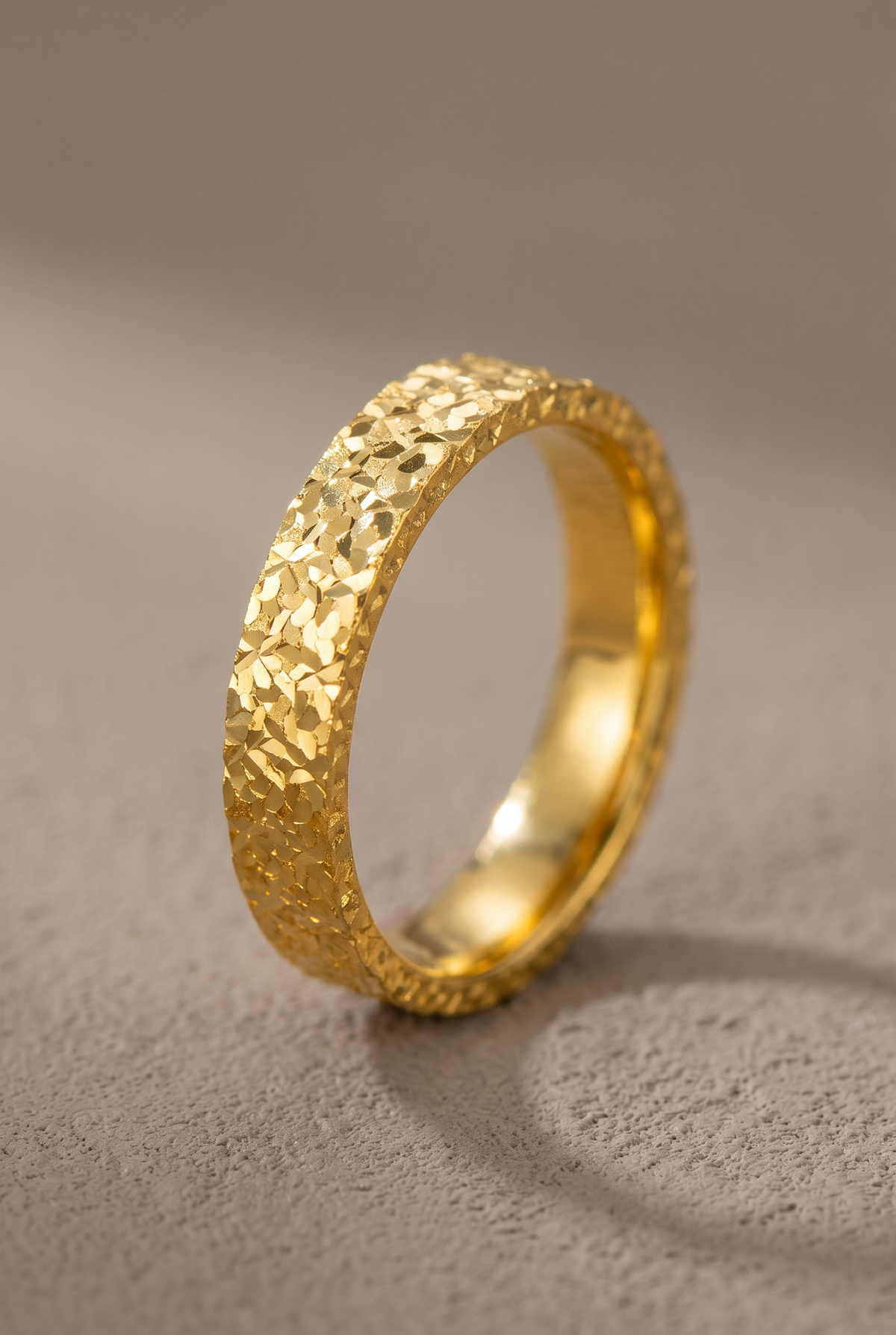 Close-up of the faceted star-cut texture of the band