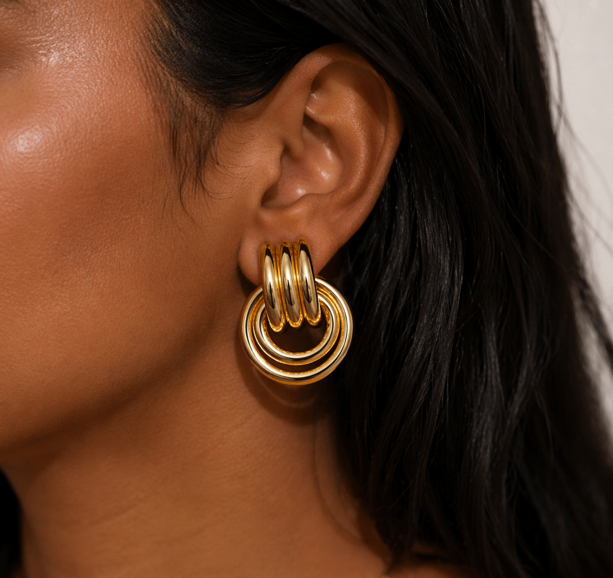 SERAPHINA GOLD HOOPS - ÉCLAT MARBELLA